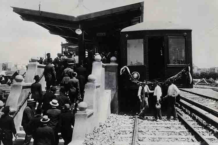 Opening of the Metro Transversal at Bordeta station, 10 June 1926. Unknown author. Source: TMB Foundation Archive.