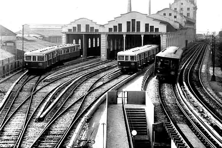 Access tracks to the workshop building and Santa Eulàlia depot, 1946. Photograph by Puig Farran. Source: TMB Foundation Archive.